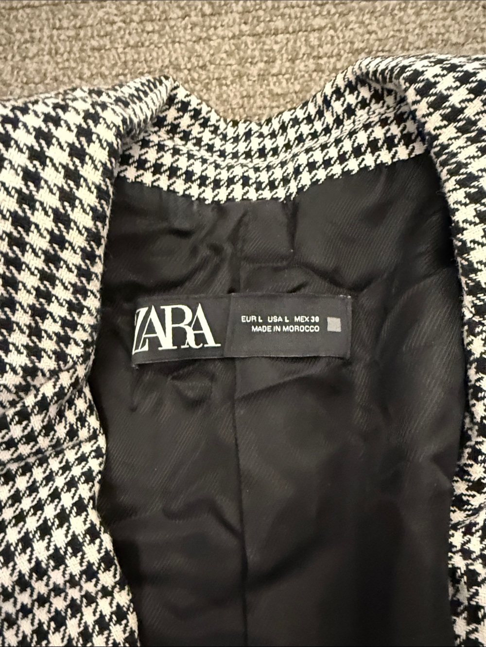 Zara Black & White Houndstooth Double-Breasted Blazer w/ Gold Buttons - Picture 2 of 3